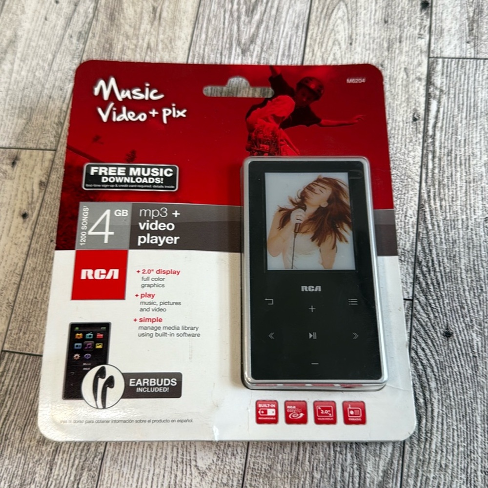 RCA 4GB MP3 VIDEO PLAYER SEALED MUST SEE